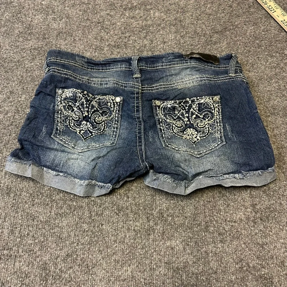 WallFlower Shorts Womens Size 11 Blue Distressed Embroidered Denim Cuffed Y2K